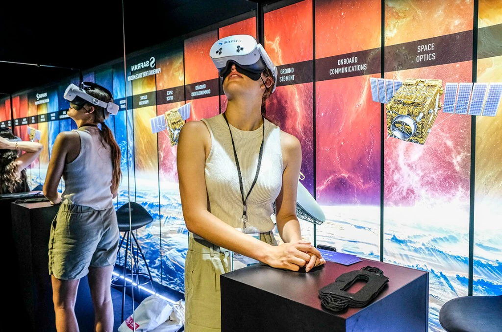 Paris Air Show 2025 - Safran VR experience stand